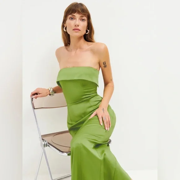 johan satin dress Bella_Baskin on LTK